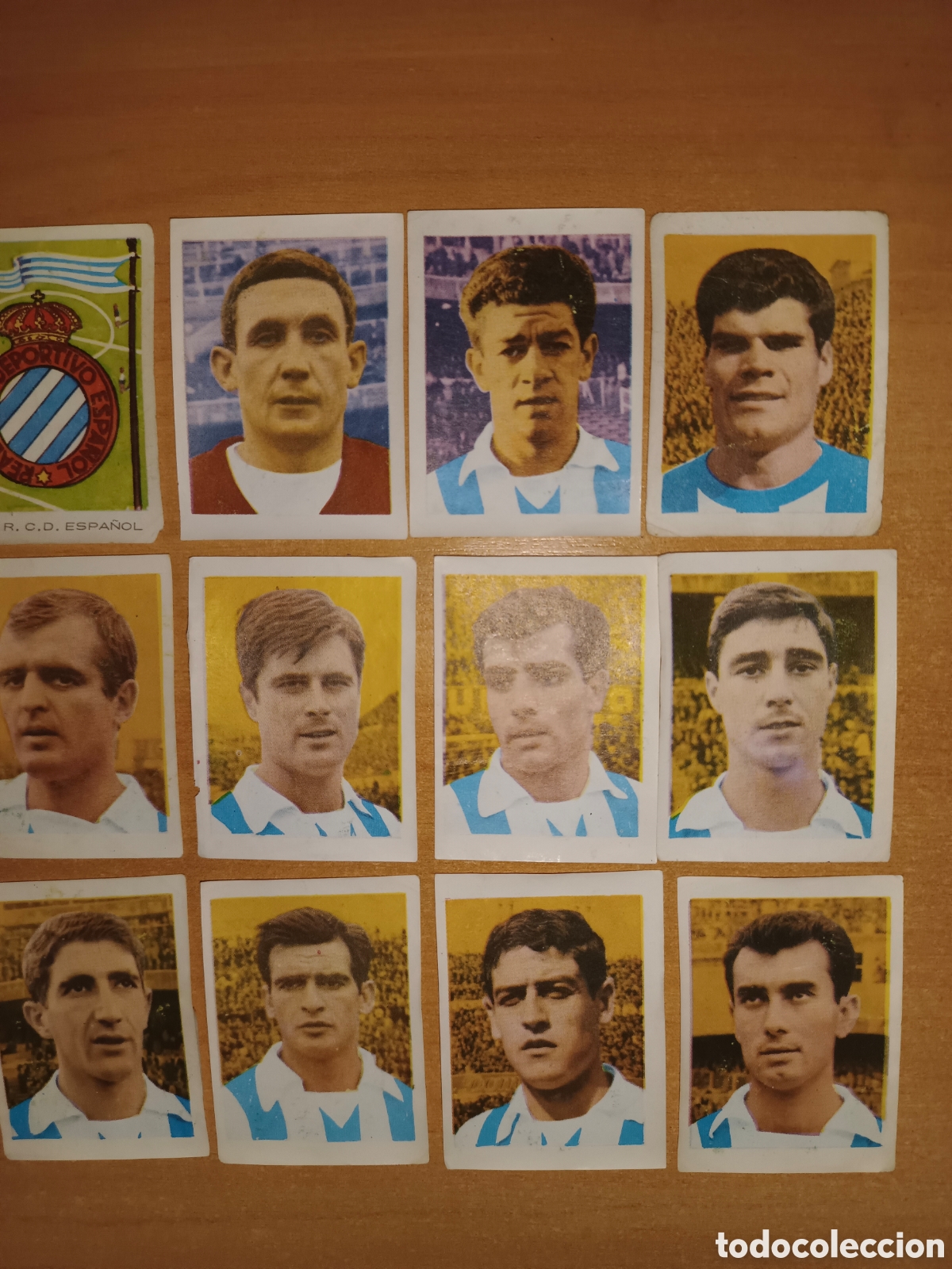 Cromos de f&uacute;tbol: RUIZ ROMERO 1966. 12 CROMOS ESPA&Ntilde;OL C.F.LIGERAMENTE DESPEGADOS. MUY BUEN ESTADO