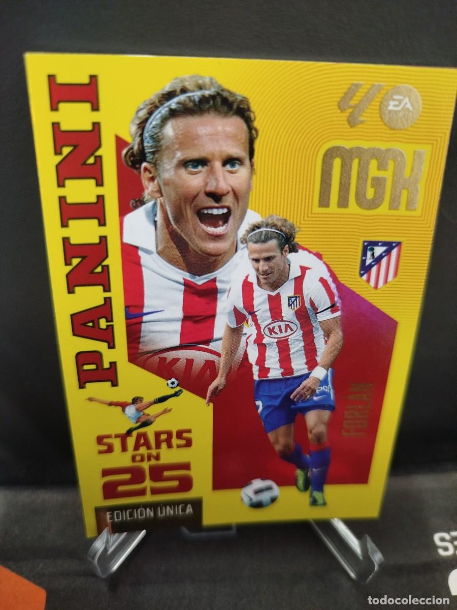 Cartes &agrave; collectionner de Football: Cromo 439 Stars on 25 Forlan MGK 26/27
