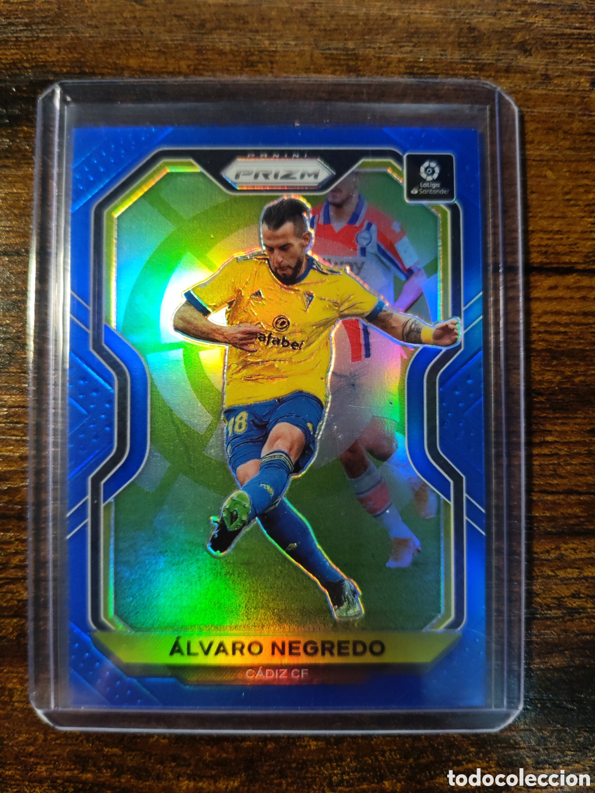 Cromos de f&uacute;tbol: &Aacute;lvaro Negredo C&aacute;diz Prizm Blue /49 #11 Chronicles La Liga 20-21