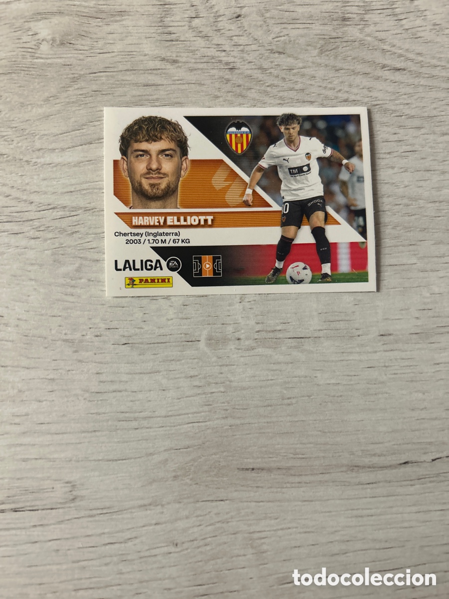 Cartes &agrave; collectionner de Football: Elliott 64 &Uacute;ltimos Fichajes Valencia Cuarta 4 Edici&oacute;n Liga Este 2026/27 26-27 Panini