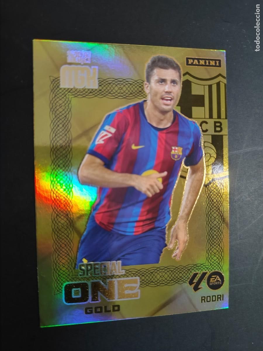 Cromos de f&uacute;tbol: MEGACRACKS 26/27 CARD SPECIAL ONE GOLD RODRI FC BARCELONA # PANINI