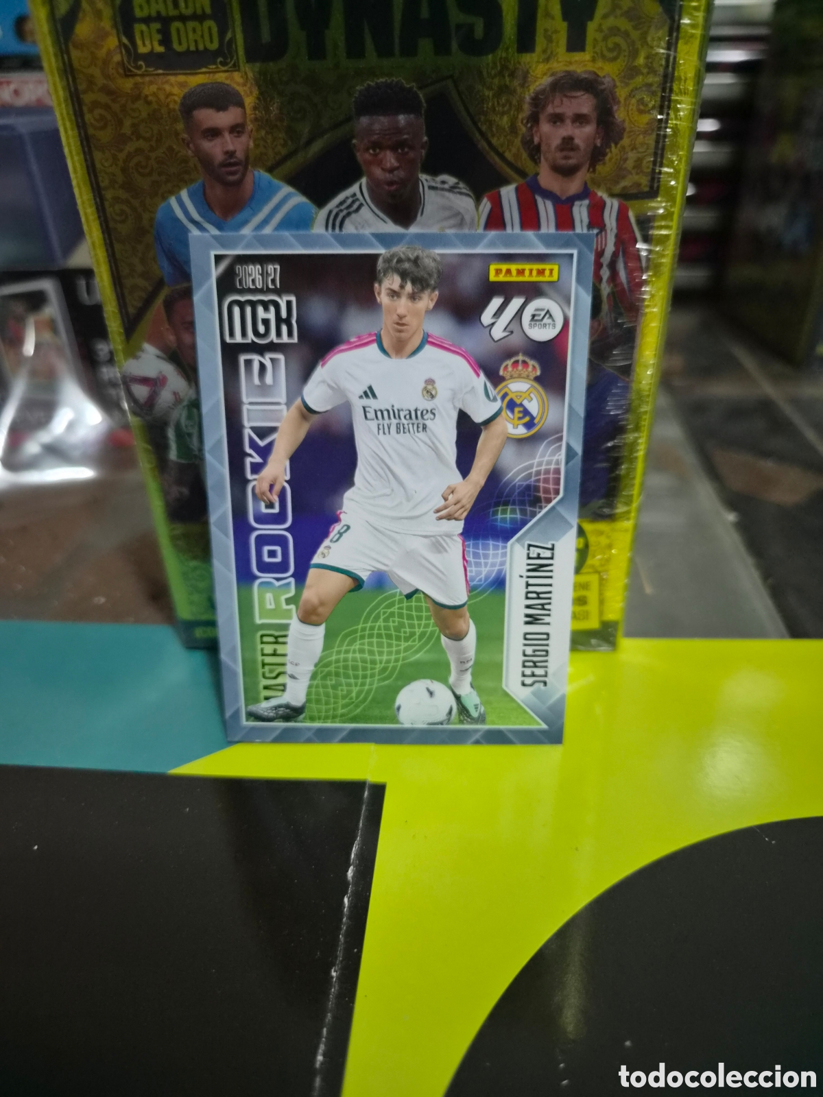 Cromos de f&uacute;tbol: N&deg;525 Nuevo Master Rookie Sergio Mart&iacute;nez Megacracks 26/27