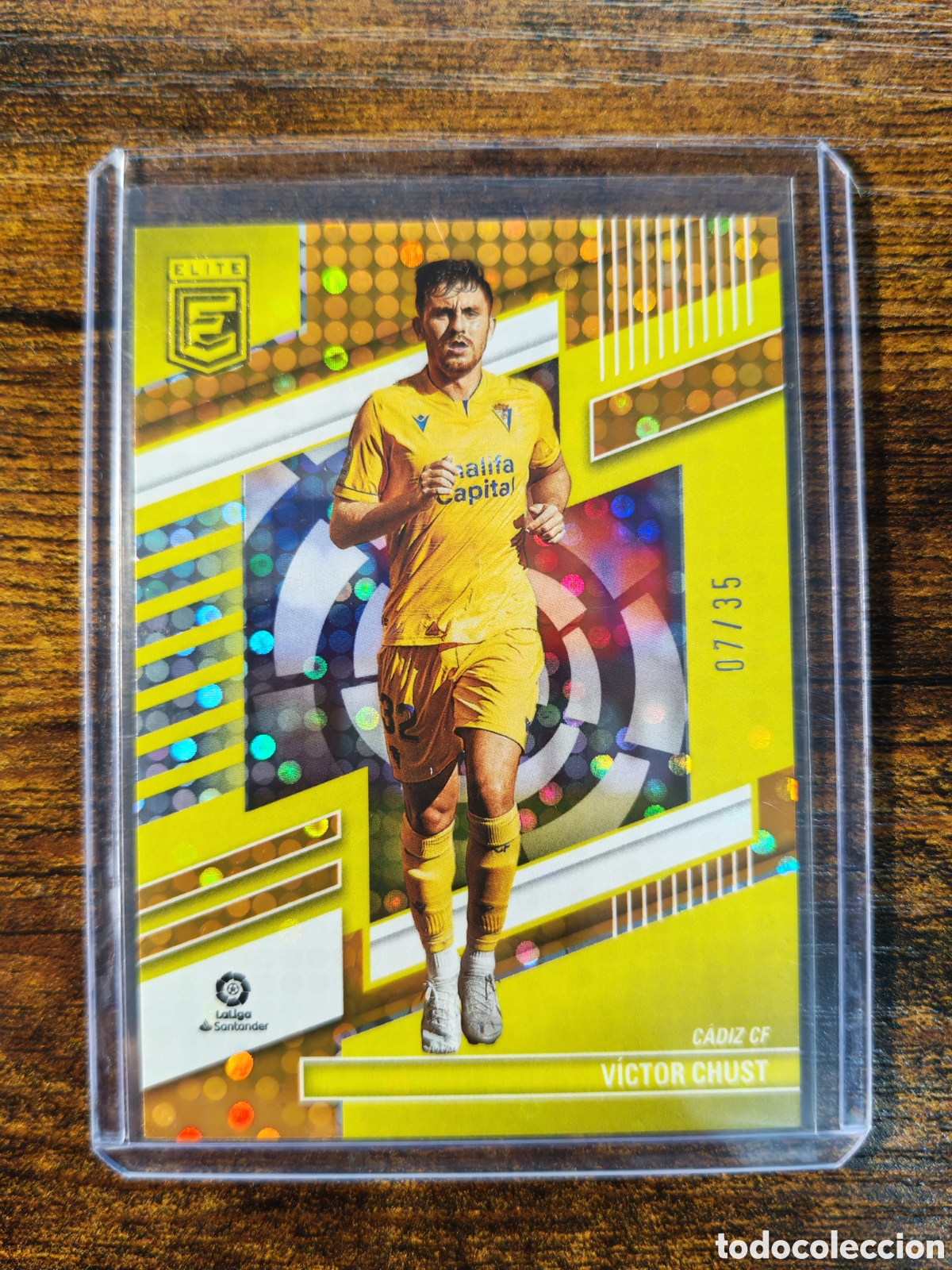 Cromos de f&uacute;tbol: Victor Chust C&aacute;diz Disco Orange /35 #47 Donruss Elite La Liga 22-23