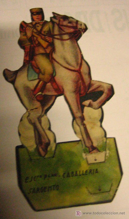 Coleccionismo cromos troquelados antiguos: Soldado Sargento de Caballeria Ejercito Popular - Foto 1