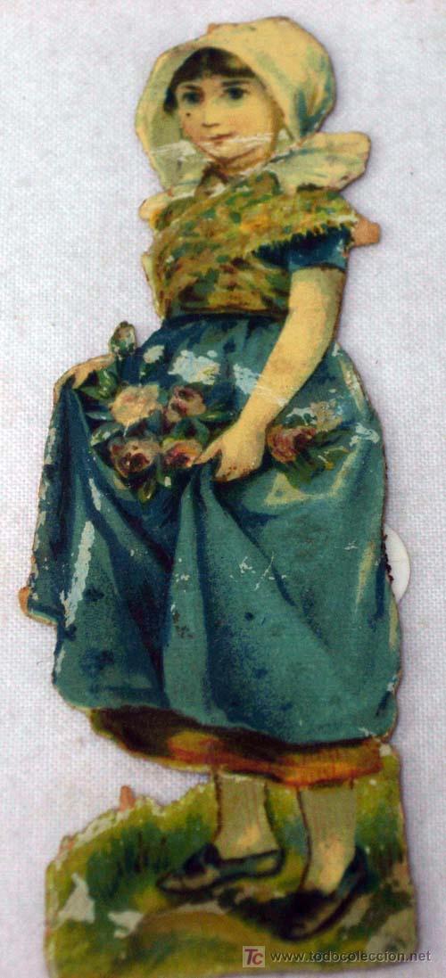 Coleccionismo Cromos troquelados antiguos: Cromo troquelado campesina con flores en el delantal pp s XX