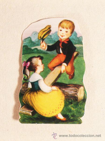Collectionnisme Cartes &agrave; collectionner massicot&eacute;es anciennes: ZPR. 1 PRECIOSO BROCHE ARTESANAL CON PAREJITA. CROMO ORIGINAL + CIERRE BA&Ntilde;O PLATA.