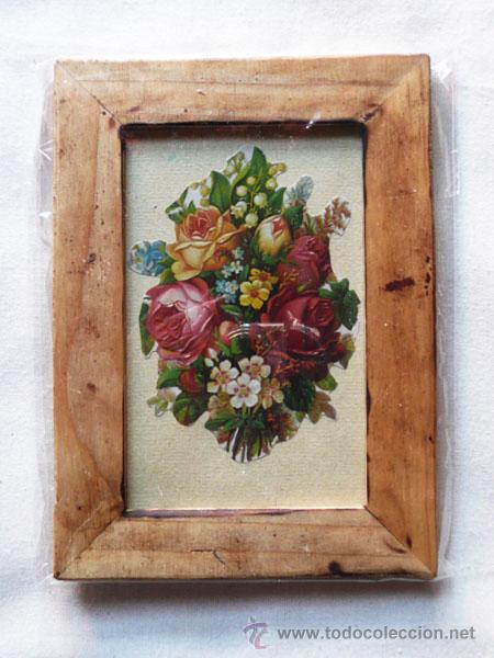 Collectable Antique Stamped Cards: ZPR. PRECIOSO CUADRITO DE MADERA PARA COLGAR O SOBREMESA CON CROMO TROQUELADO ORIGINAL REGALO IDEAL.