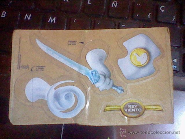 Collezionismo Figurine ritagliate antiche: cromo troquelado adhesivo PROMOCIONAL YOGUR Actimel Batallas 3d figura tipo GUERRERO REY VIENTO