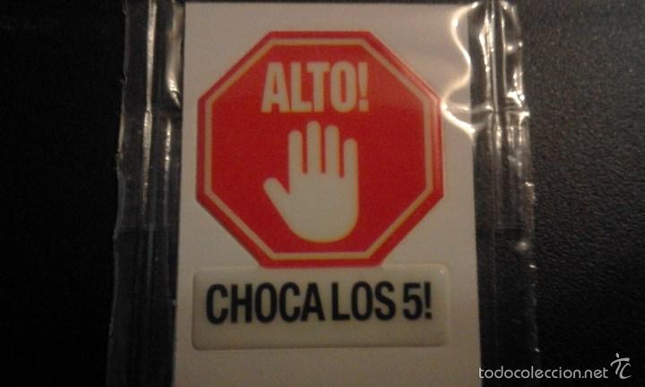 Coleccionismo Cromos troquelados antiguos: CROMO PEGATINA DE GREFUSA ** ALTO!  CHOCA LOS 5! **