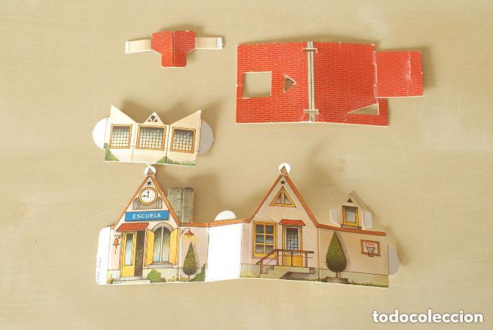 Coleccionismo cromos troquelados antiguos: Escuela recortable de Bimbo. - Foto 1