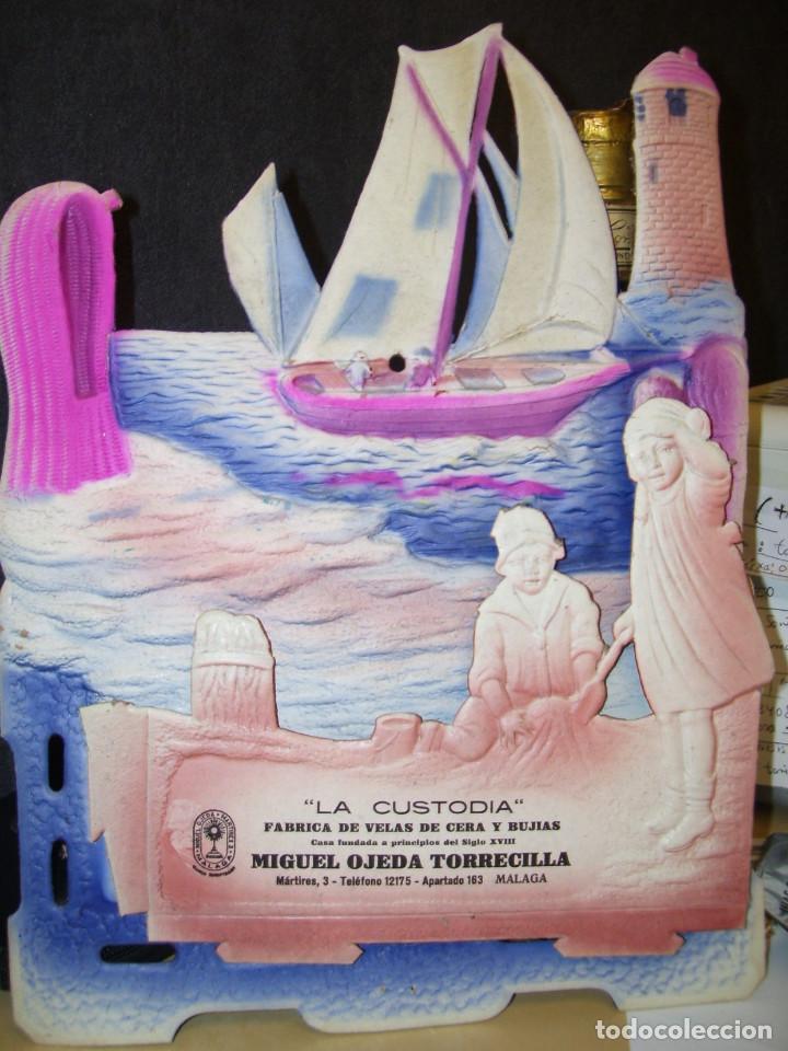 Coleccionismo cromos troquelados antiguos: CART&Oacute;N TROQUELADO CON PUBLICIDAD - F&Aacute;BRICA DE VELAS DE CERA....M&Aacute;LAGA - ANTIGUO