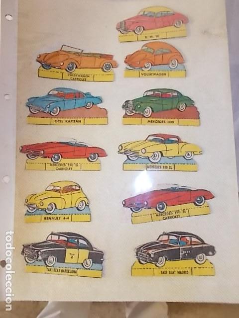 Collectionnisme Cartes &agrave; collectionner massicot&eacute;es anciennes: 23 antiguos cromos troquelados coches y camiones de marca.