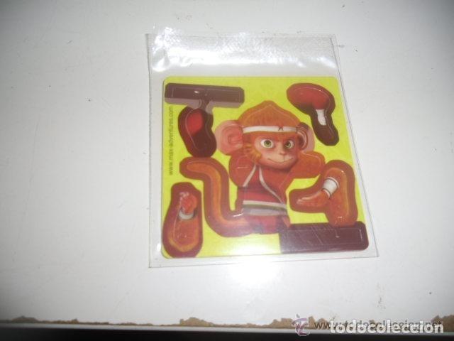 Coleccionismo cromos troquelados antiguos: CROMO TROQUELADO MAX ADVENTURES NUEVO PRECINTADO mono e e e - Foto 1