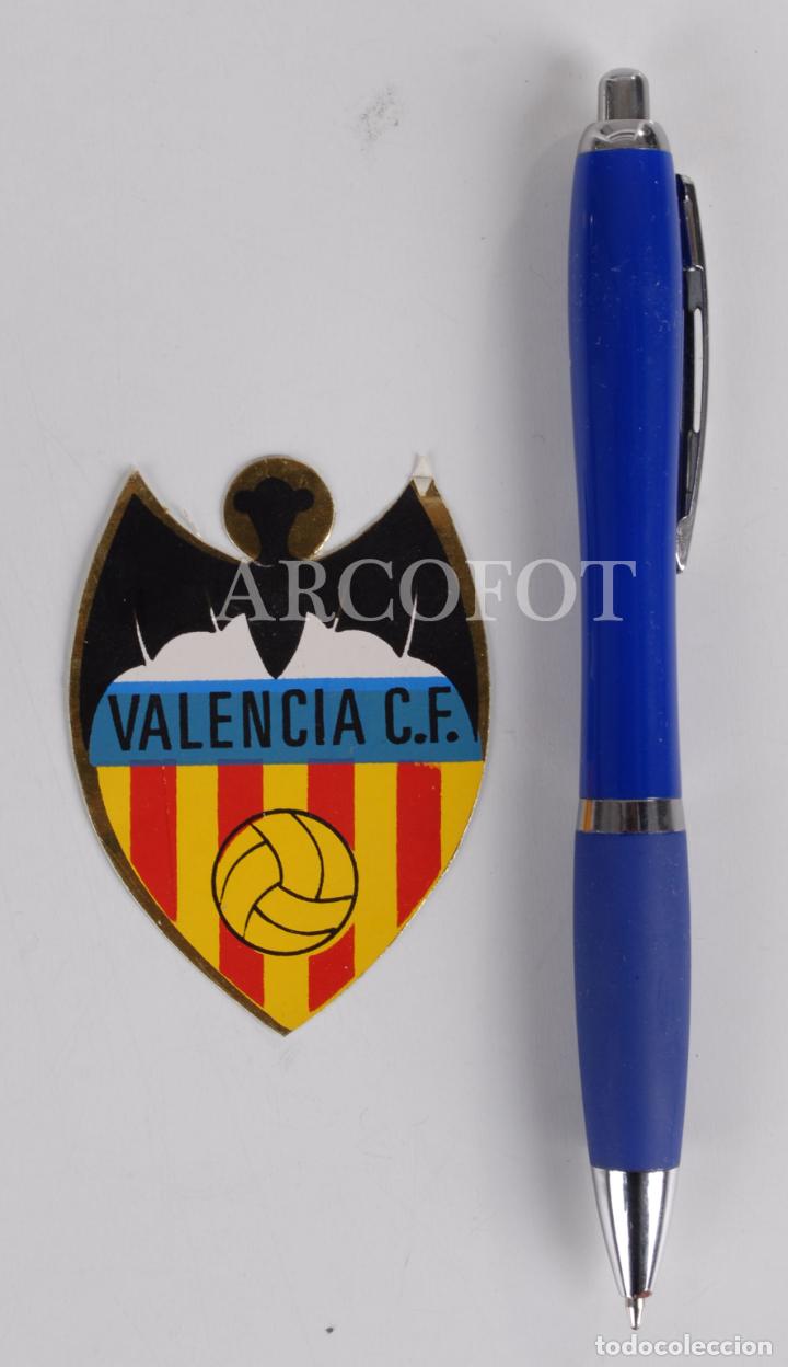 Sammeln alte gestanzte Sammelbilder: A&ntilde;os '70 - Pegatina / Cromo de Escudo de equipo de F&uacute;tbol VALENCIA CLUB DE F&Uacute;TBOL