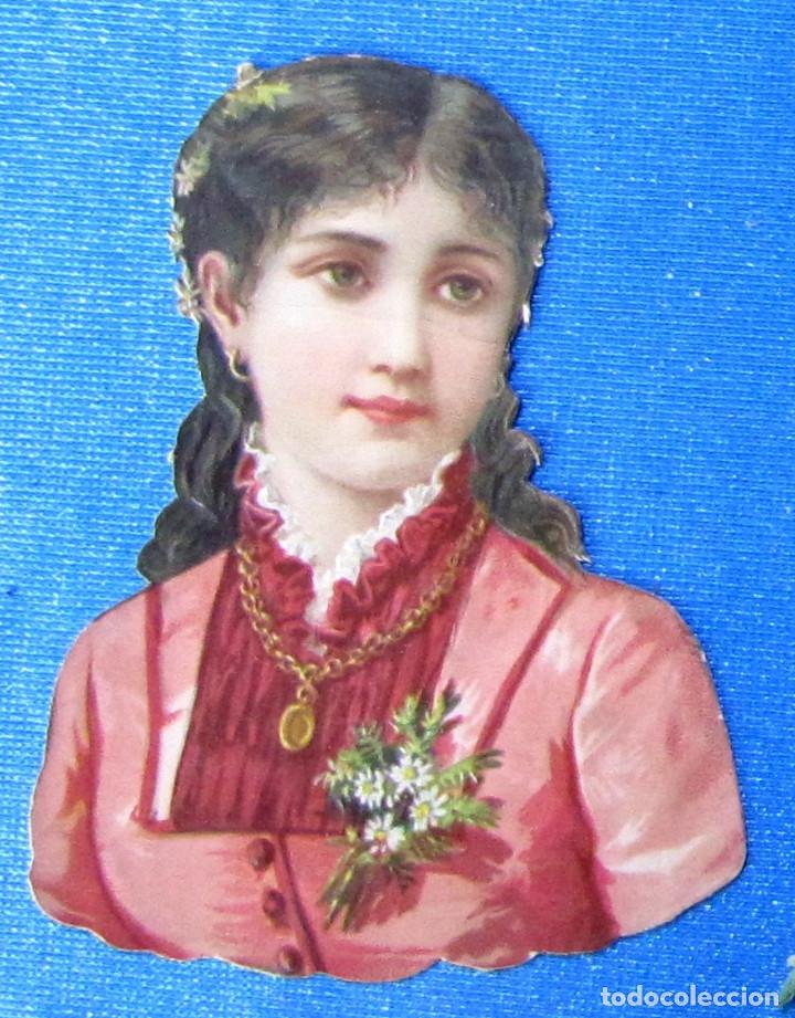 Collectable Antique Stamped Cards: CROMO TROQUELADO. JOVEN CON MEDALLA Y FLOR. SIN PUBLICIDAD, FINALES SIGLO XIX.