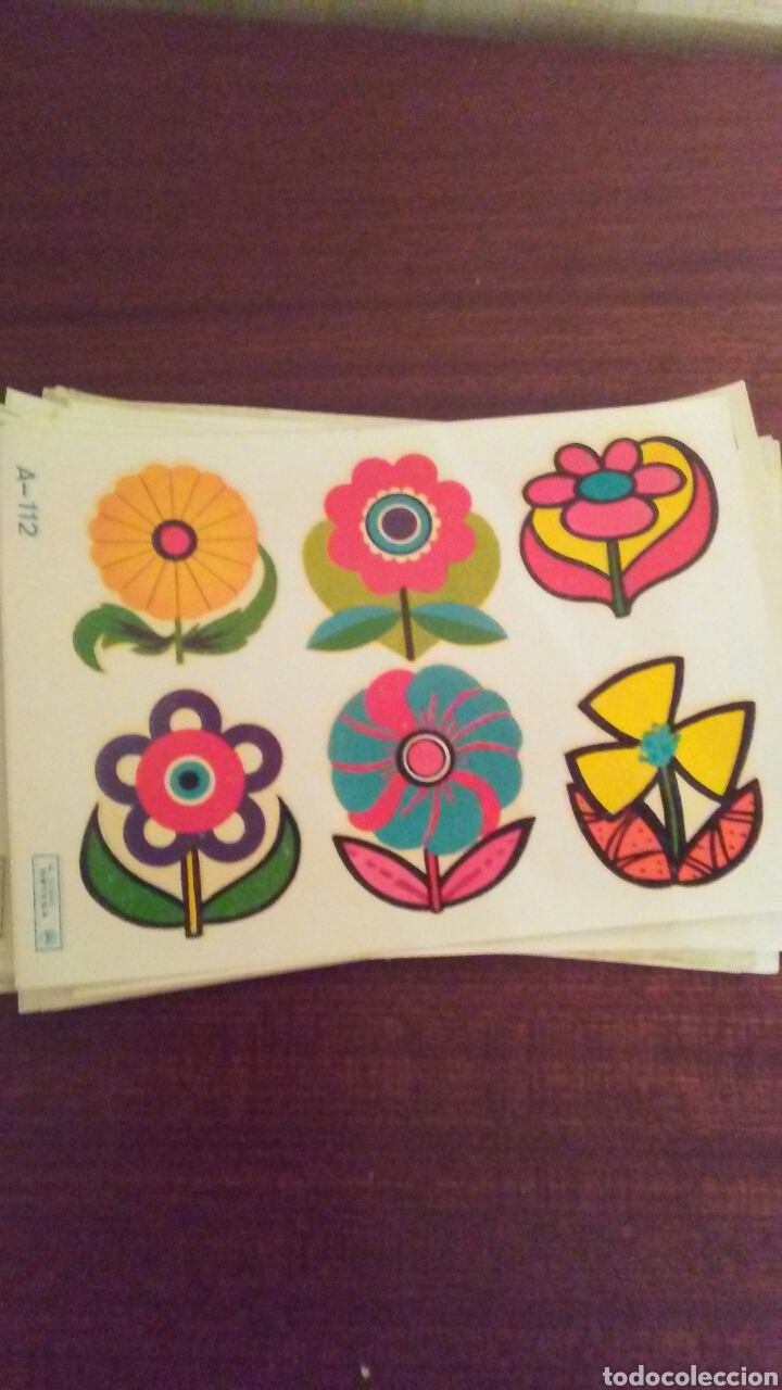 Coleccionismo Cromos troquelados antiguos: Lamina de calcomanias dise&ntilde;o flores vestido Nancy