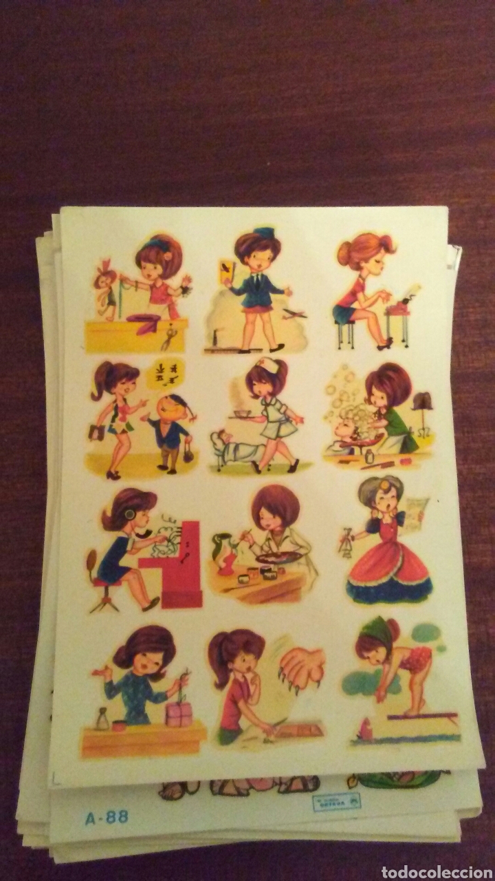 Coleccionismo Cromos troquelados antiguos: Lamina calcomanias a&ntilde;os 60