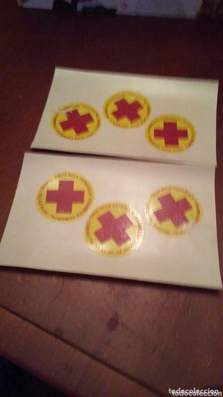 Coleccionismo cromos troquelados antiguos: Lote de 2 hojas de calcomanias de la Cruz Roja