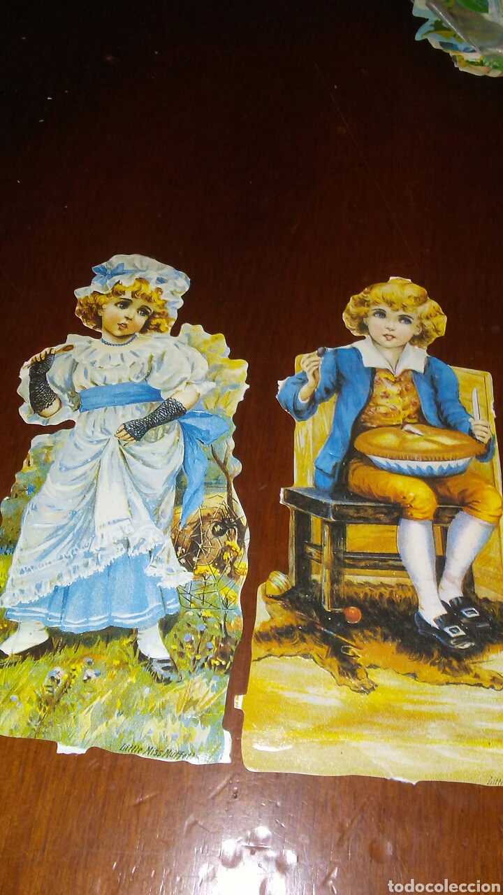 Coleccionismo cromos troquelados antiguos: Cromos de gran tama&ntilde;o con brillo y relieve ,miden sobre 20 cent