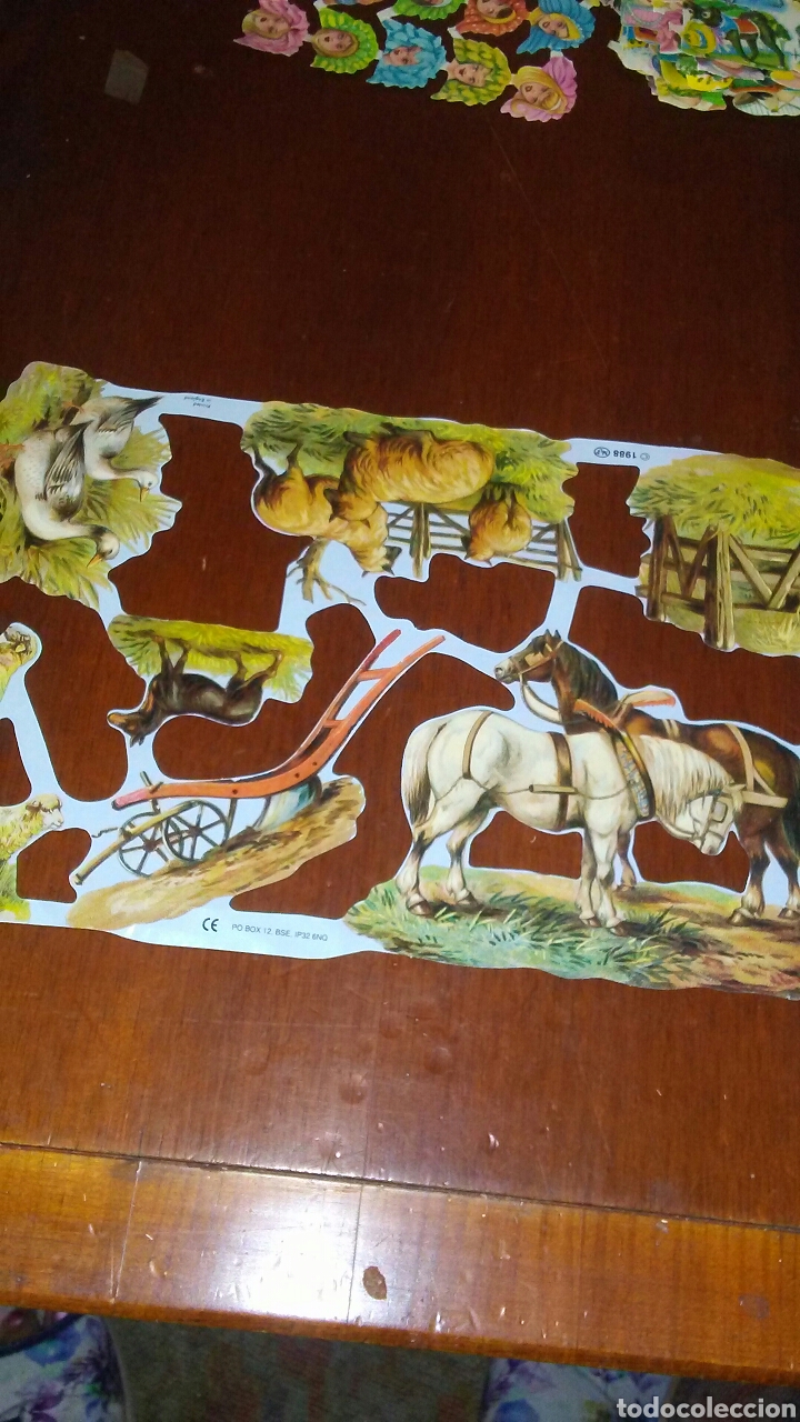 Coleccionismo cromos troquelados antiguos: Lamina grande de cromos