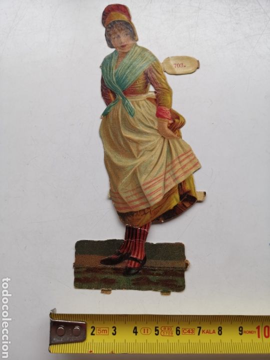 Collectable Antique Stamped Cards: Impresionante cromo troquelado de Chocolate Amatller Barcelona. N&ordm;703 Chica con delantal