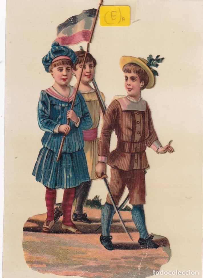 Coleccionismo Cromos troquelados antiguos: Antiguo cromo troquelado ni&ntilde;os con bandera 15 x 8 cm