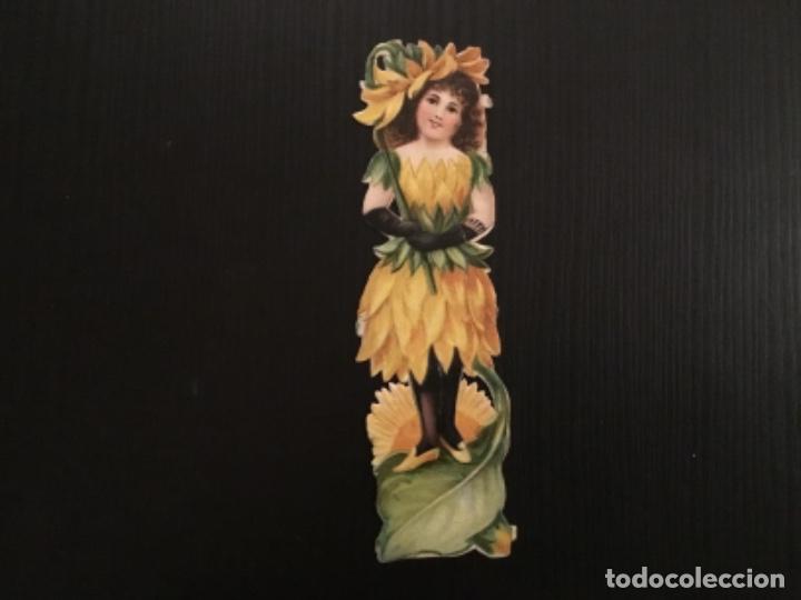 Collectable Antique Stamped Cards: Cromo troquelado antiguo chocolates Juncosa ni&ntilde;a flor