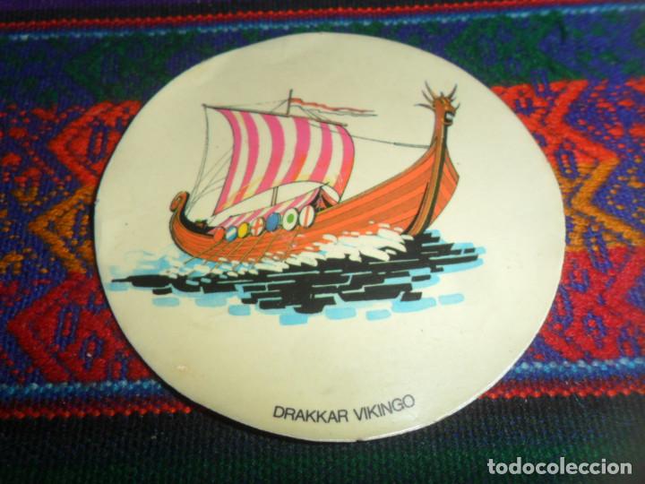 Sammeln alte gestanzte Sammelbilder: CROMO REDONDO LA VACA QUE R&Iacute;E DRAKKAR VIKINGO. 1986. 8 CMS DE DI&Aacute;METRO.