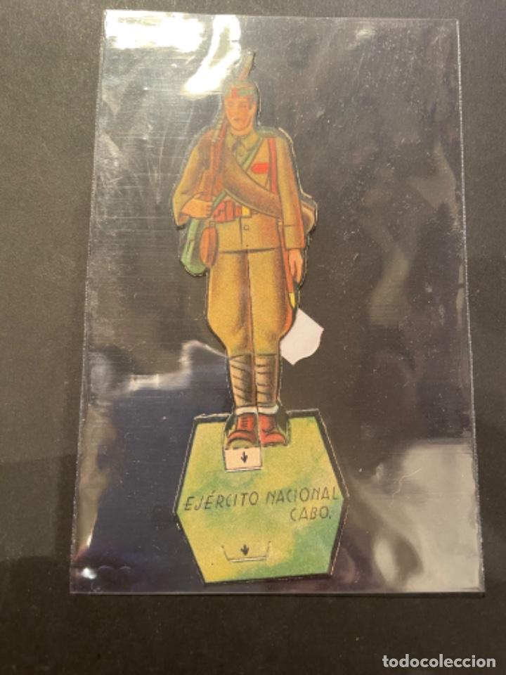 Collectable Antique Stamped Cards: GUERRA CIVIL - CROMO TROQUELADO EJERCITO NACIONAL CABO - ALMACENES ALEMANES BARCELONA
