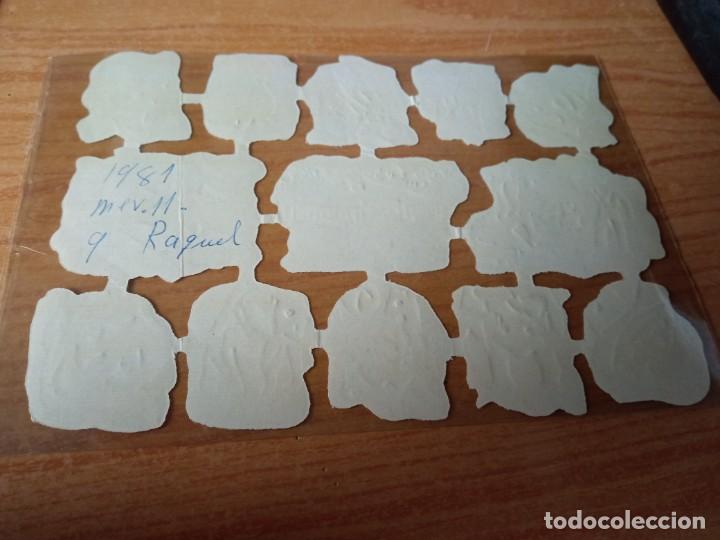 Coleccionismo cromos troquelados antiguos: cromo troquelado fb 196 con relieve - Foto 2
