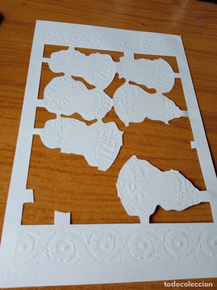 Coleccionismo cromos troquelados antiguos: cromo troquelado mlp a22 con relieve e incompleto - Foto 2