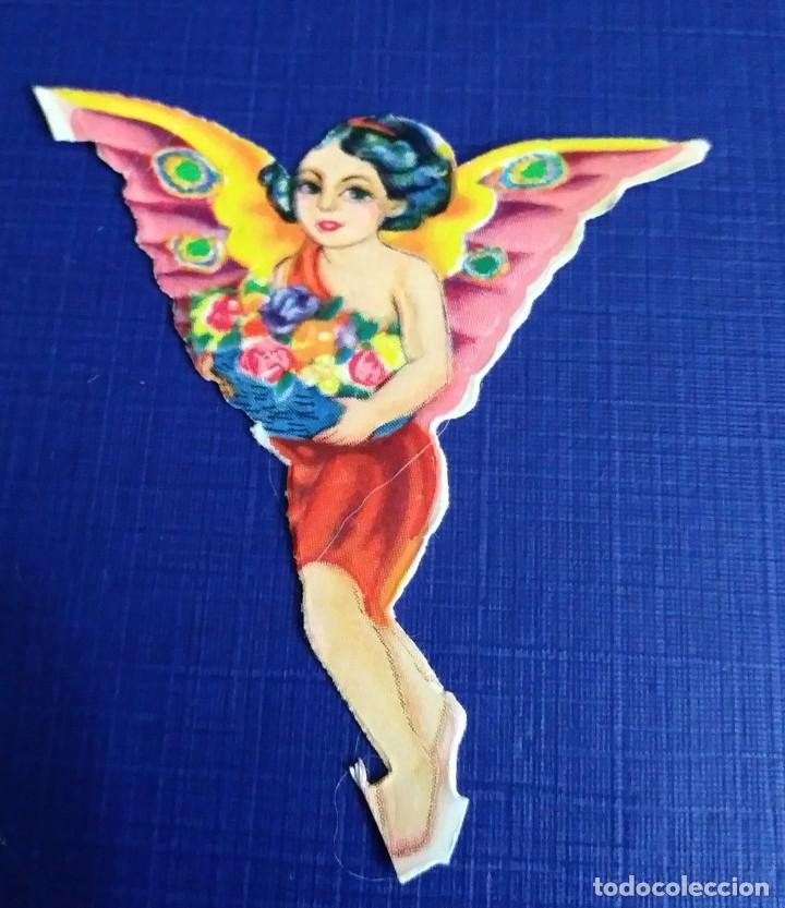Coleccionismo Cromos troquelados antiguos: Cromo troquelado de &aacute;ngel con flores