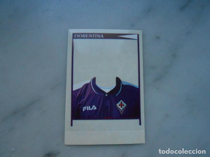Coleccionismo Cromos troquelados antiguos: Figurina - Calciatori Panini 1998-99 - Sticker Maglia Fiorentina per transfer giocatore - Nuova -
