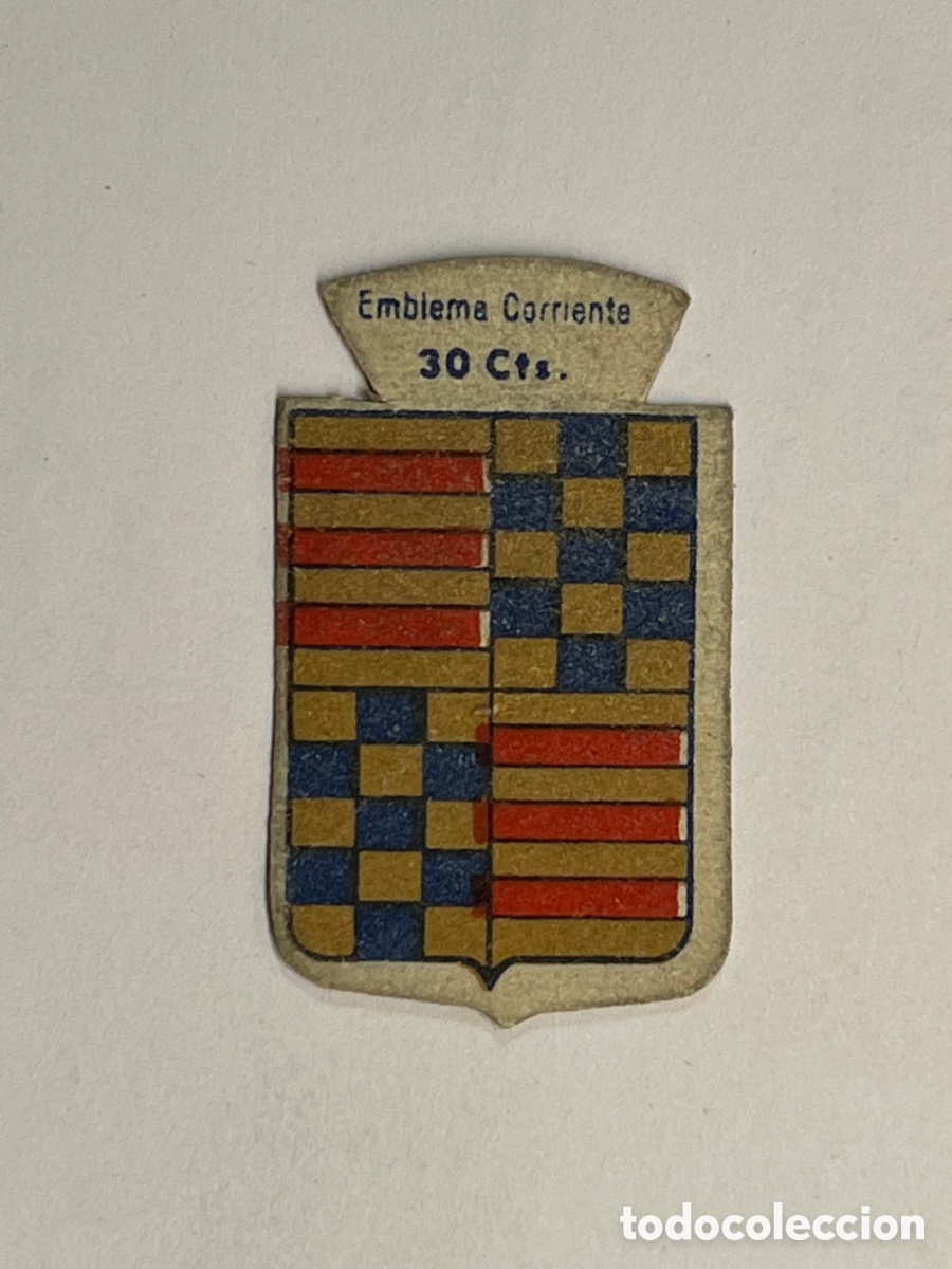 Coleccionismo Cromos troquelados antiguos: MONTEMAYOR. EMBLEMA CORRIENTE 30 CTS FALANGE AUXILIO SOCIAL, Serie B, No.105 (h.1940?)
