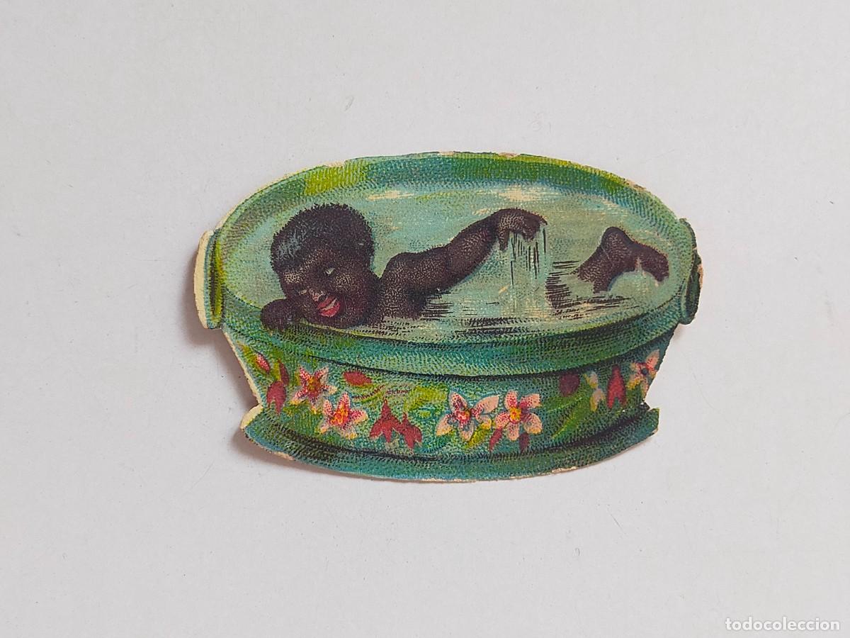 Collezionismo Figurine ritagliate antiche: CROMO TROQUELADO: NI&Ntilde;O NEGRO BA&Ntilde;O EN BARRE&Ntilde;O (Aprox 5 X 4 CM) - Finales XIX, Principios siglo XX