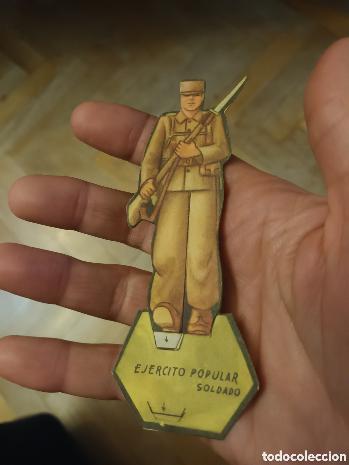 Coleccionismo Cromos troquelados antiguos: II REPUBLICA GUERRA CIVIL. ORIGINAL SOLDADO EJ&Eacute;RCITO POPULAR. A ESTRENAR. VER FOTOS