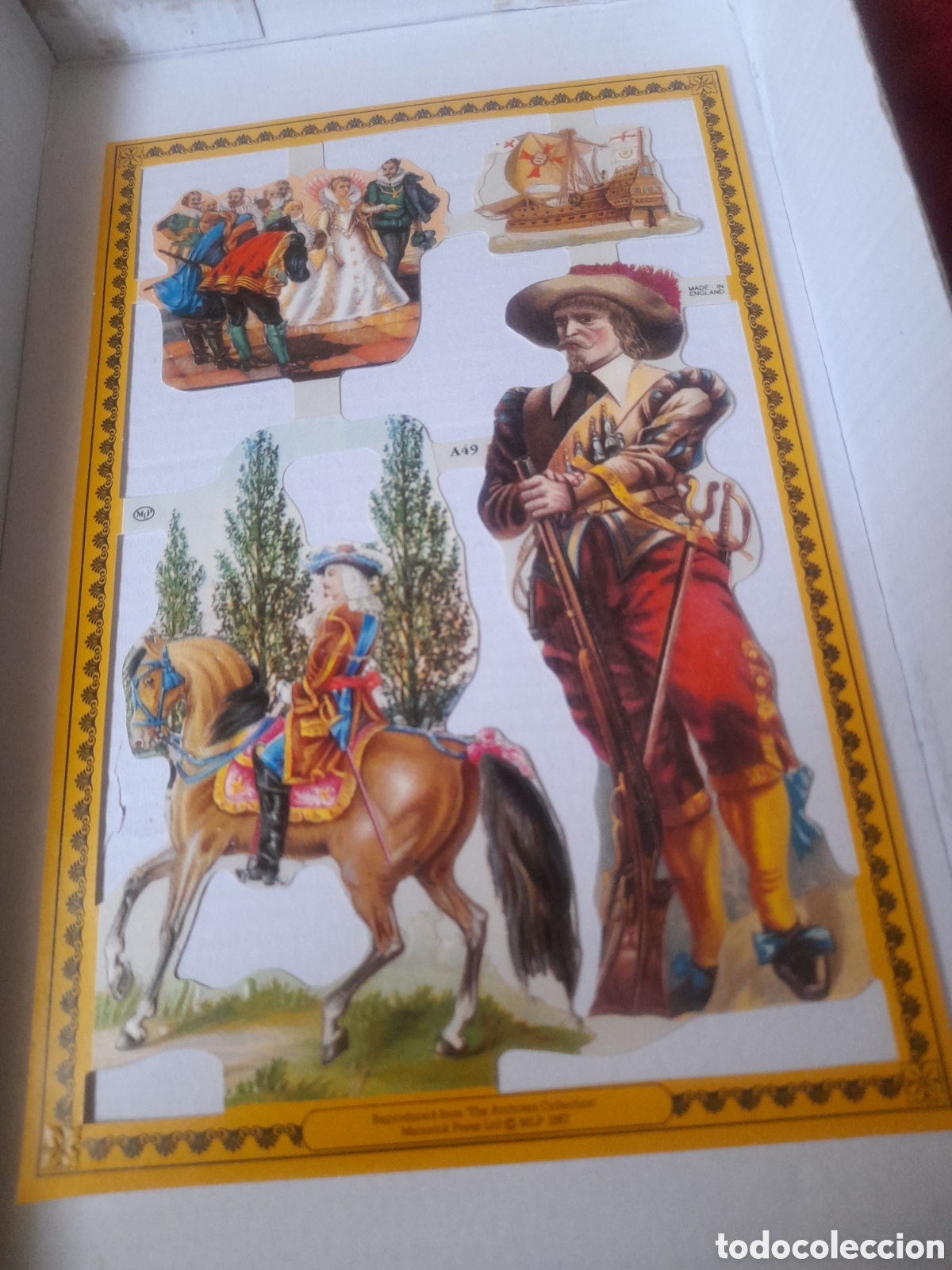 Coleccionismo Cromos troquelados antiguos: L&aacute;mina de cromos troquelados ingl&eacute;ses de 1987, mide 23x15,2 cm
