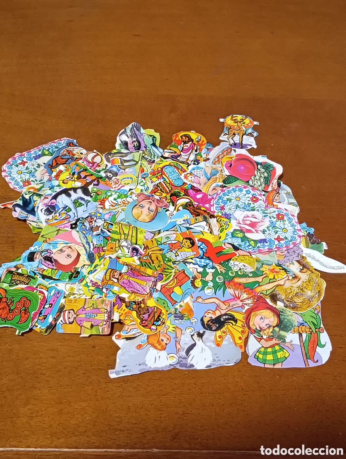 Coleccionismo Cromos troquelados antiguos: Gran lote de 150 cromos de picar, a casi todos les faltan los agarres