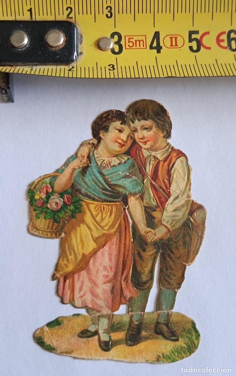 Coleccionismo Cromos troquelados antiguos: cromo troquelado, formato grande, pareja.