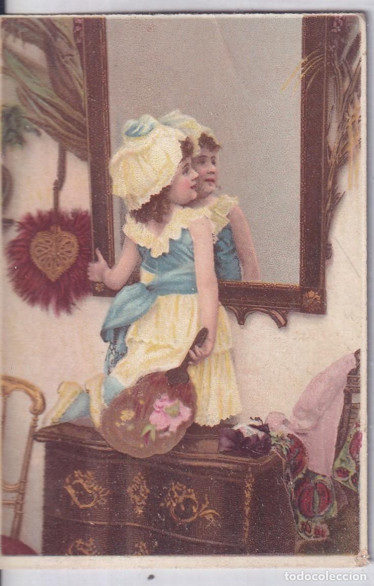 Coleccionismo Cromos troquelados antiguos: Cromo ni&ntilde;a con espejo con publicidad Cifuentes y Sanjuli&aacute;n, fabricante de galletas Madrid 9 x 6 cm