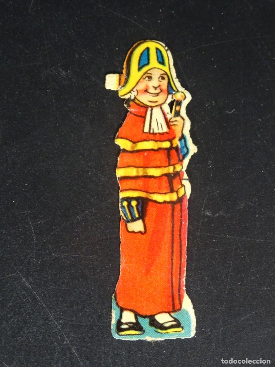 Coleccionismo Cromos troquelados antiguos: ANTIGUO CROMO TROQUELADO, TRAJE DE &Eacute;POCA, VER FOTOS