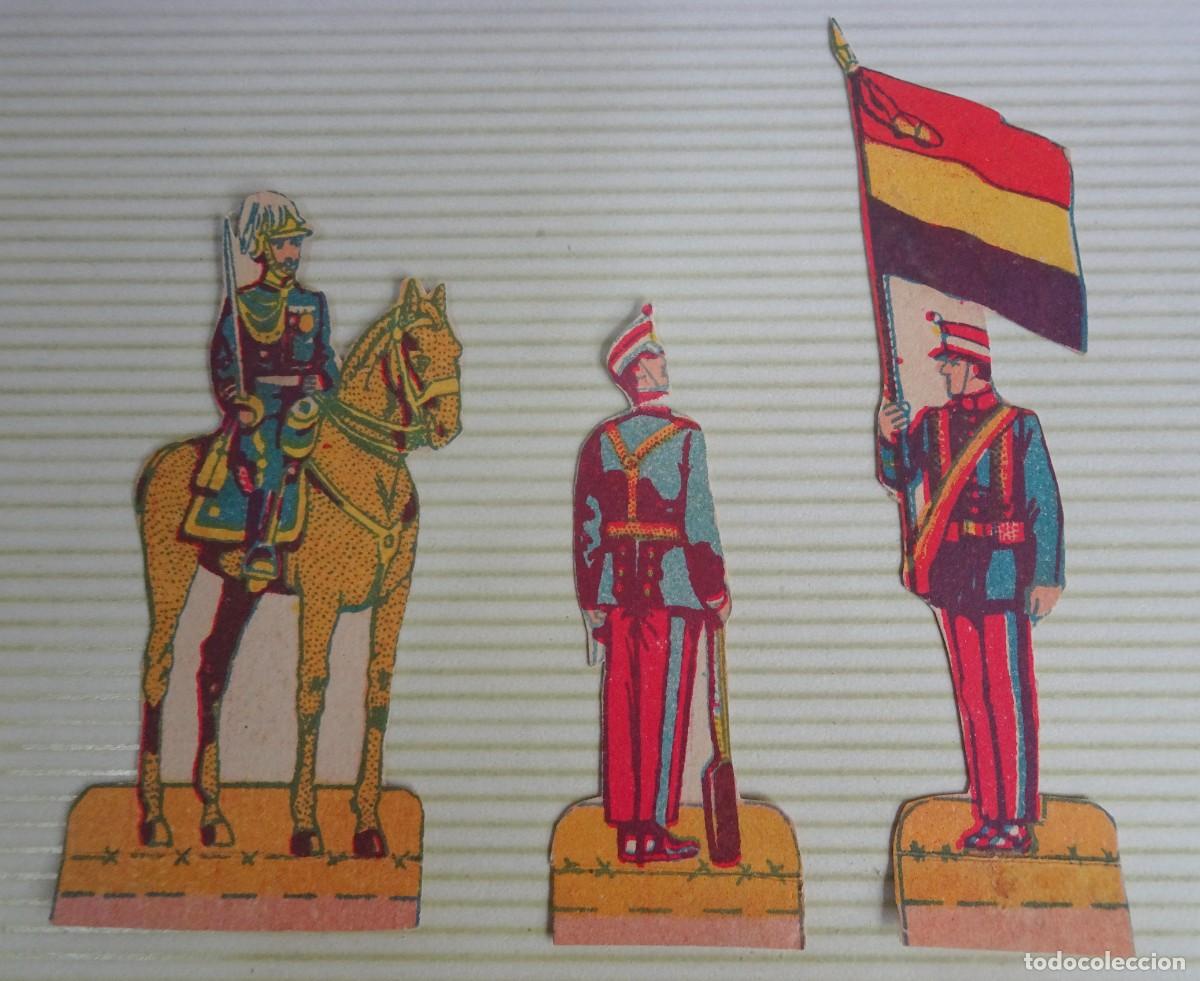 Coleccionismo Cromos troquelados antiguos: LOTE DE ANTIGUOS CROMOS TROQUELADOS ,MILITARES, VER FOTOS