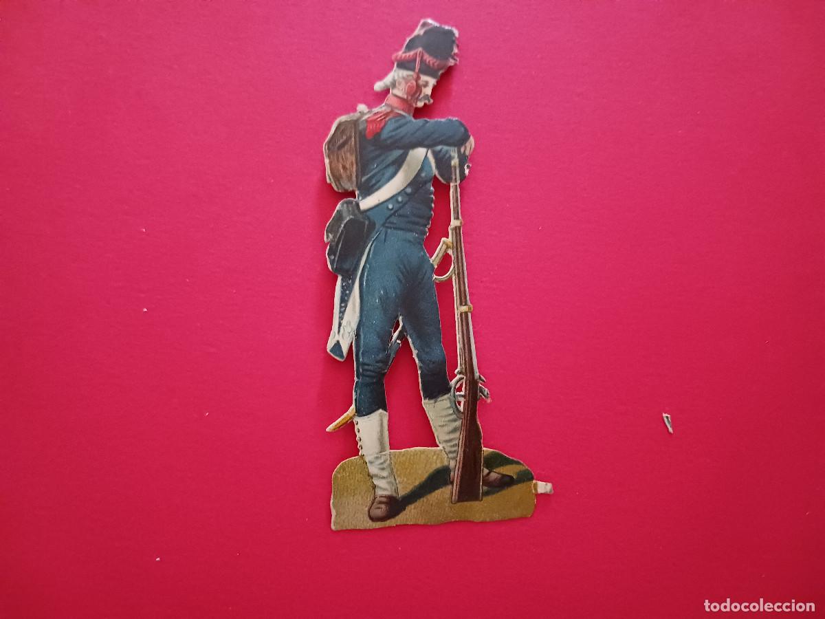 Coleccionismo cromos troquelados antiguos: cromo troquelado, cazador de infanteria ligera francesa, chocolate amatller