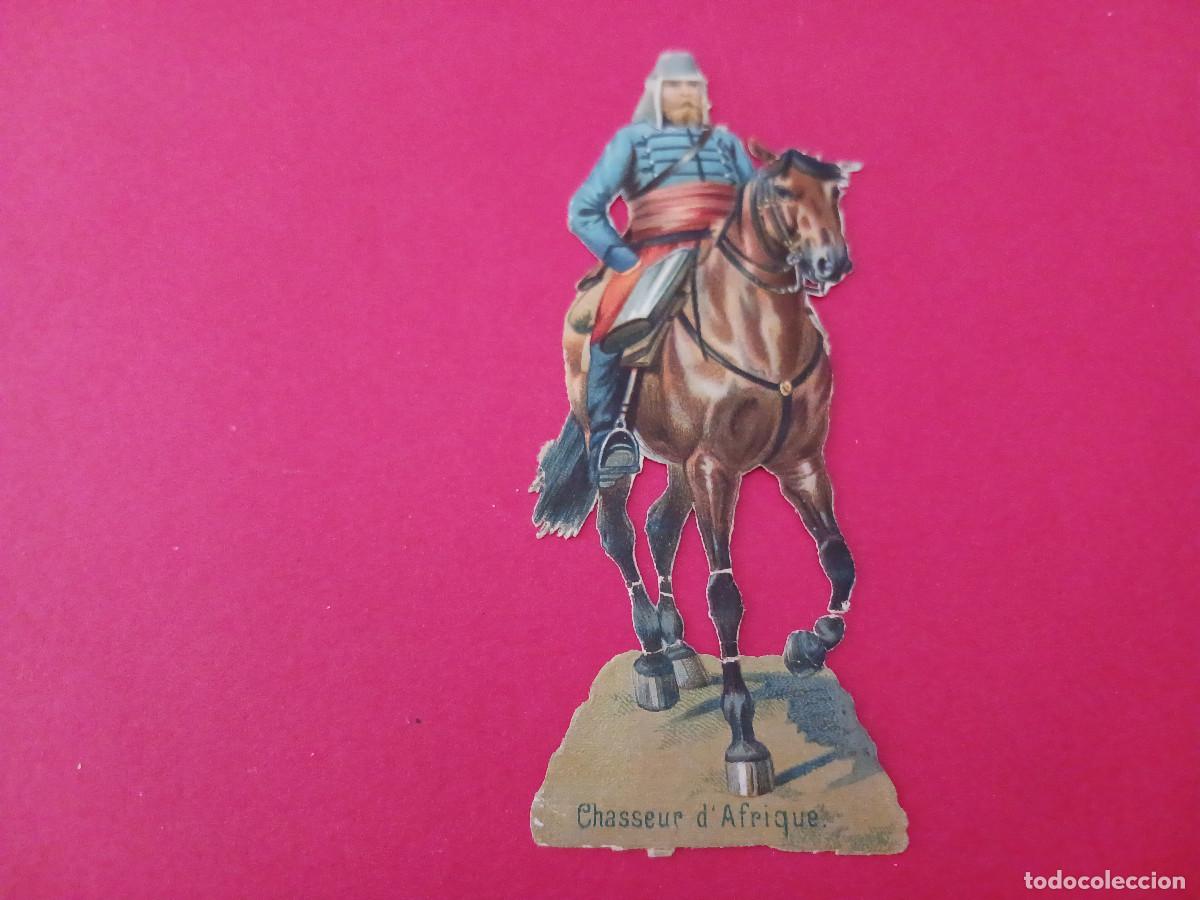 Coleccionismo cromos troquelados antiguos: cromo troquelado, cazador de africa, la nueva colonial, chocolates jaime boix