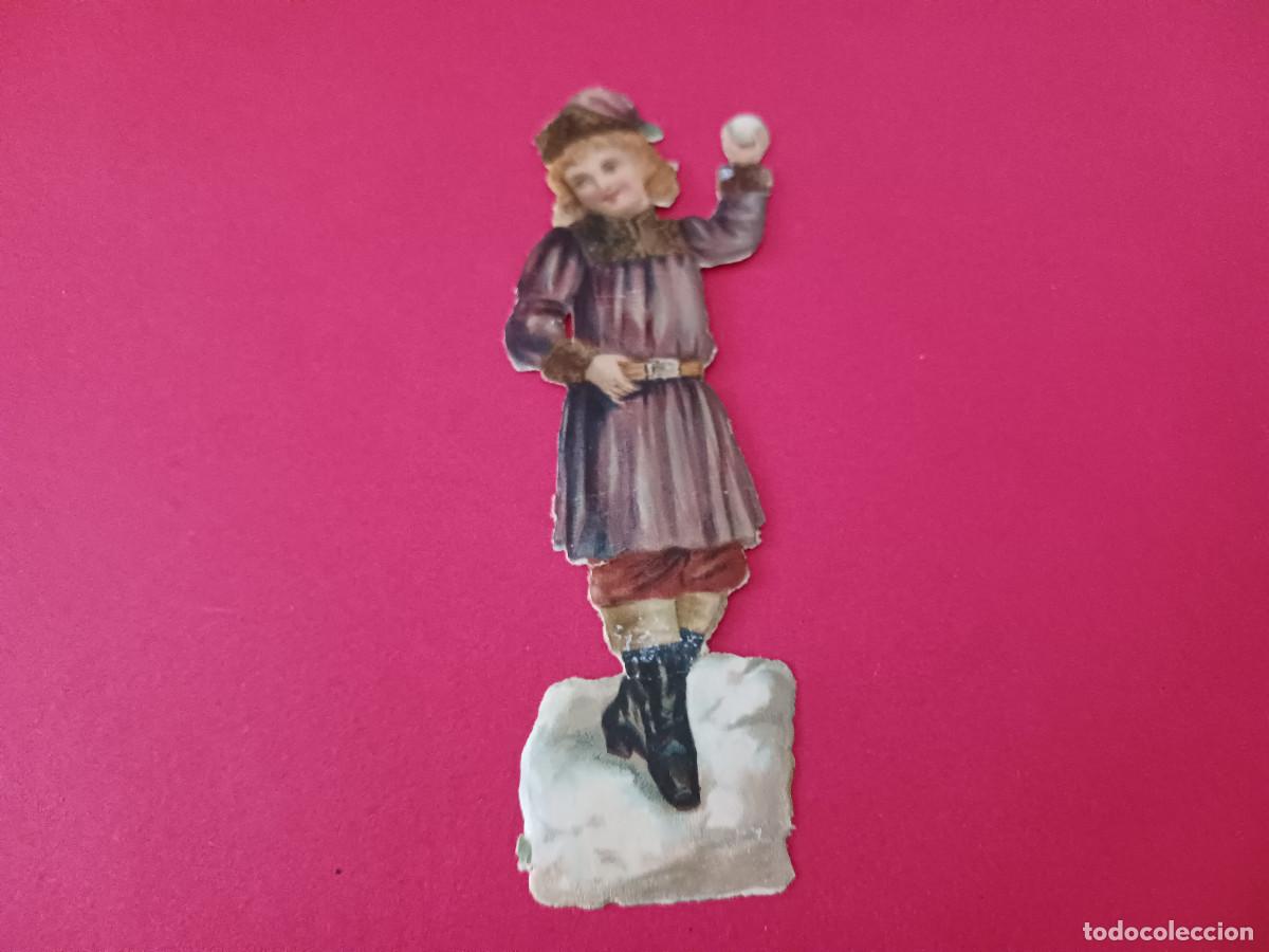 Coleccionismo cromos troquelados antiguos: cromo troquelado, chico con pelota, regalo de evaristo juncosa