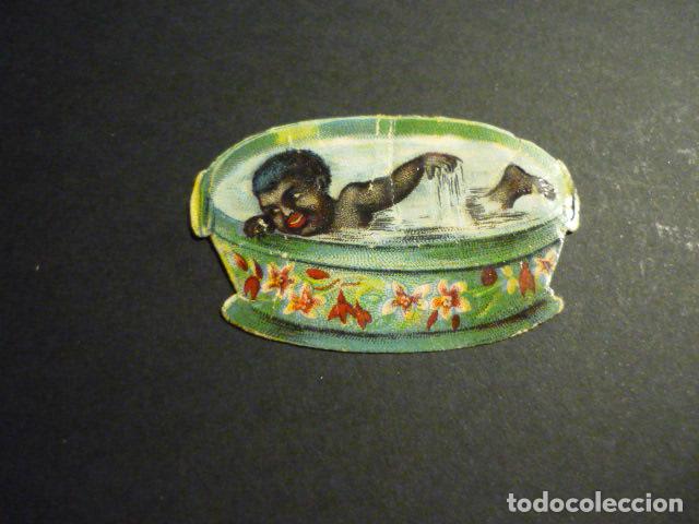 Colecionismo Cromos recortados antigos: NI&Ntilde;O BA&Ntilde;ANDOSE CROMO TROQUELADO