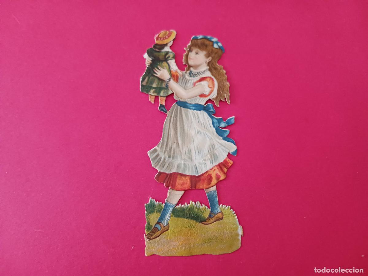 Coleccionismo cromos troquelados antiguos: cromo troquelado, ni&ntilde;a con mu&ntilde;eca, sin nombre comercial