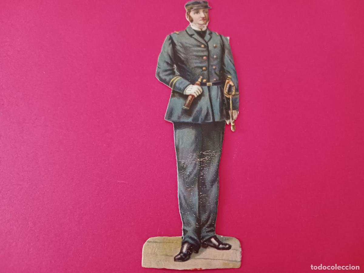 Coleccionismo cromos troquelados antiguos: cromo troquelado, militar con catalejo, sin nombre comercial