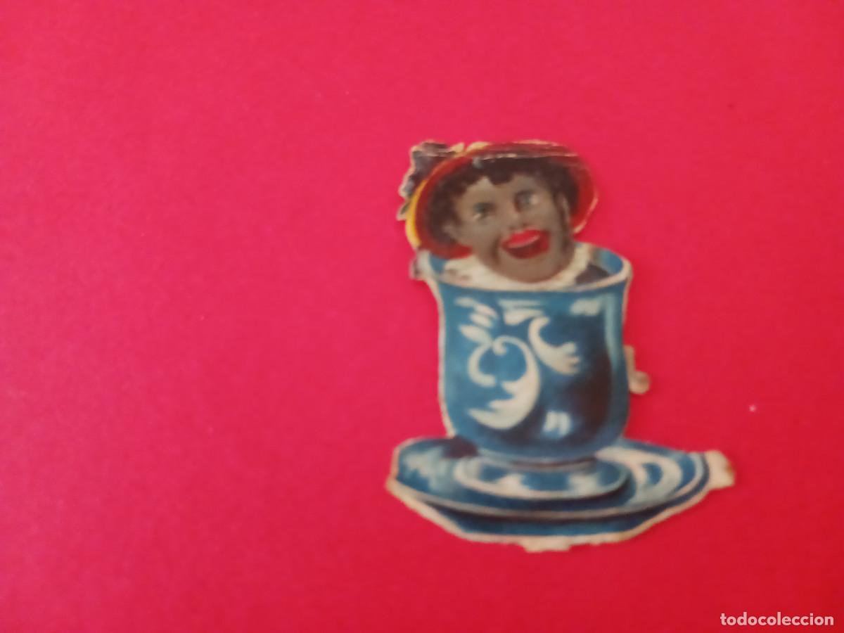 Coleccionismo cromos troquelados antiguos: cromo troquelado, negrito asomando de taza de chocolate, sin nombre comercial