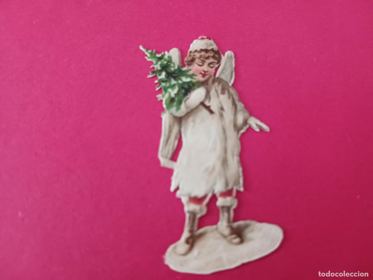 Coleccionismo cromos troquelados antiguos: cromo troquelado, angelito con arbol navide&ntilde;o, sin nombre comercial